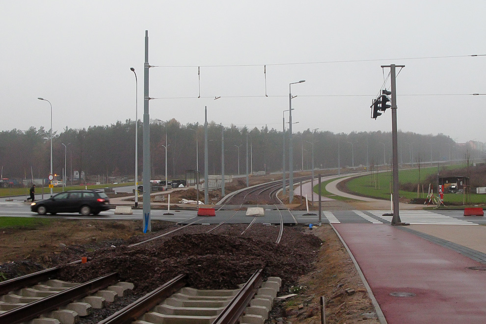 Nowa ��dzka - budowa dzie� 377