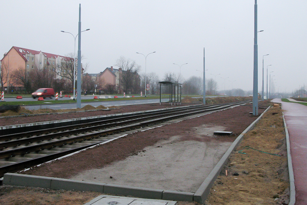 Nowa ��dzka - budowa dzie� 377