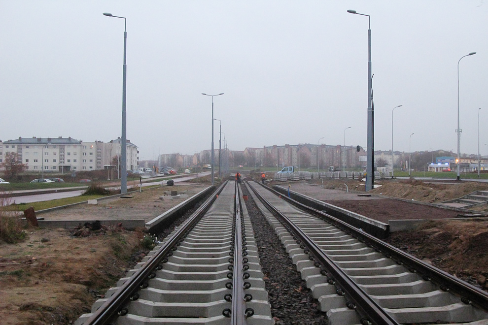 Nowa ��dzka - budowa dzie� 377