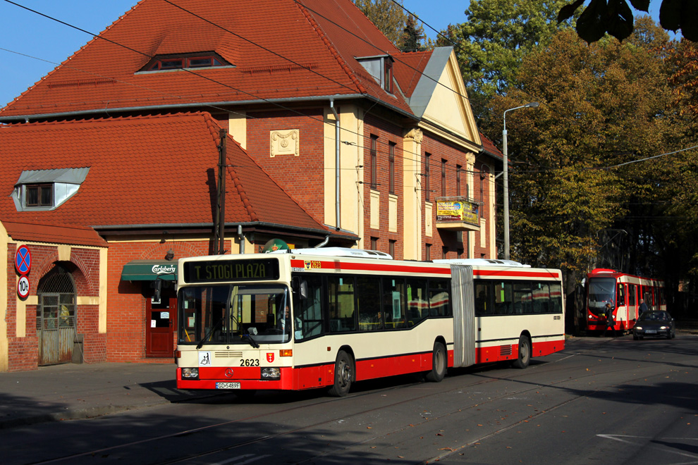 Mercedes 0405GN2 #2623.