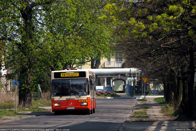 Mercedes O405G #8425